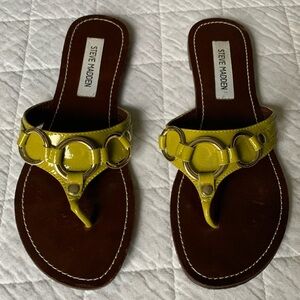 Steve Madden Swindlee Slip On Sandals EUC 8